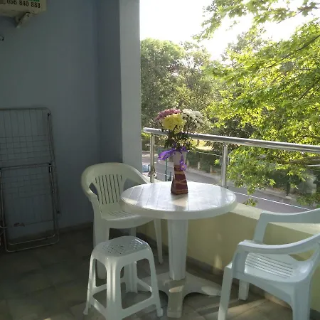 מלון דירות Guest Dental Space 3*